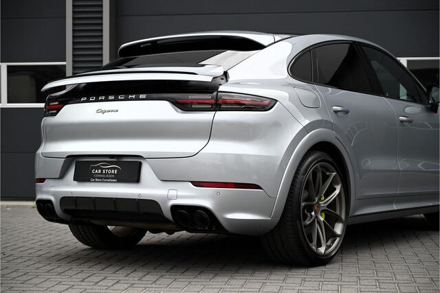 Porsche CAYENNE Coupé 3.0 E-Hybrid / LIGHTWEIGHT / SPORT DESIGN / PDLS LED / SPORT CHRONO / ALCANTARA / 360 CAMERA