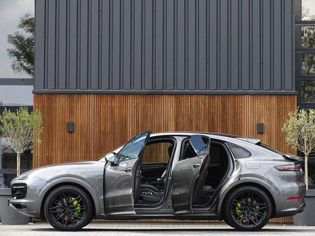 Porsche CAYENNE 3.0 E-hybrid 462PK / Carbon / SportDesign / Nachtzicht / 360°