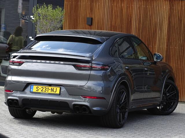 Porsche CAYENNE 3.0 E-hybrid 462PK / Carbon / SportDesign / Nachtzicht / 360°