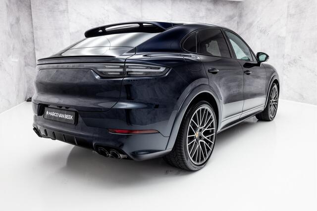 Porsche CAYENNE Coupé 3.0 E-Hybrid | SportDesign | 4W Sturing | Pano | 22"