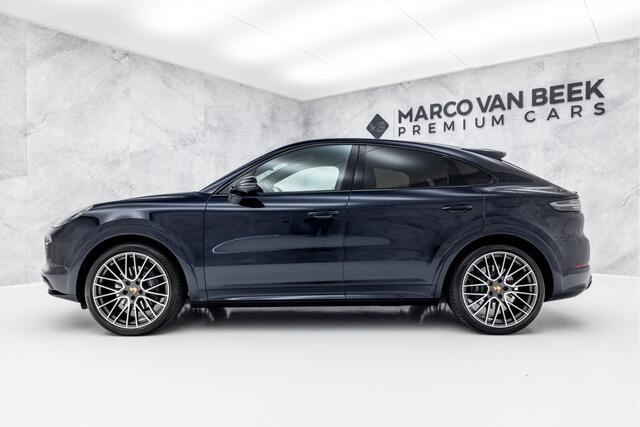 Porsche CAYENNE Coupé 3.0 E-Hybrid | SportDesign | 4W Sturing | Pano | 22"