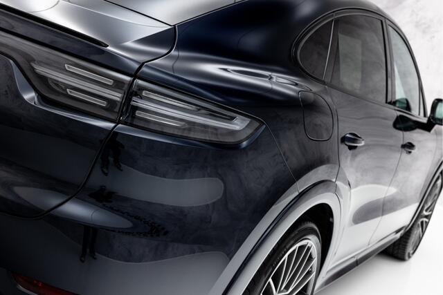 Porsche CAYENNE Coupé 3.0 E-Hybrid | SportDesign | 4W Sturing | Pano | 22"