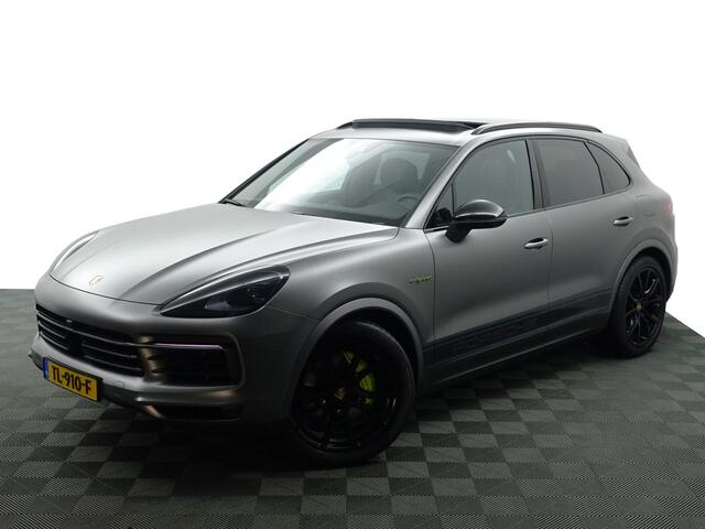 Porsche CAYENNE 3.0 E-Hybrid Sport Design Aut- Panoramadak, Sport Chrono, Carbon, Bose Audio, 360 Camera, Memory, Keyless, Sfeerverlichting, Ada Cruise