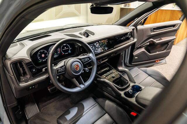 Porsche CAYENNE S E-Hybrid SPORTDESIGN*HEADUP*ACHTERAS*SPUITLAAT