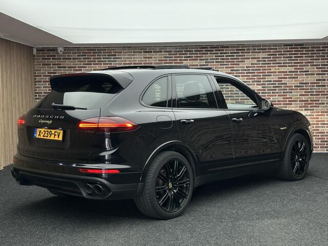 Porsche CAYENNE 3.0 S E-Hybrid Panorama Camera Elek Stoel Leer BTW Auto