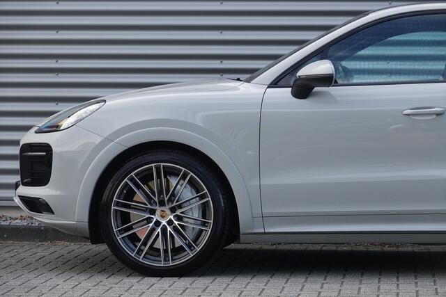 Porsche CAYENNE Coupé 3.0 | Pano | Sport Design | Trekhaak | Sport Chrono | ACC | HUD | Bose |