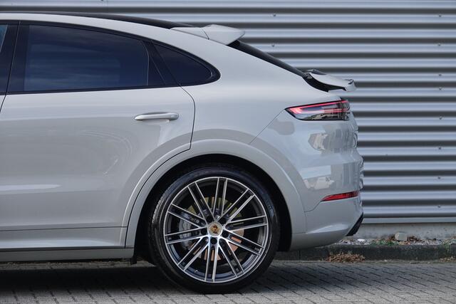 Porsche CAYENNE Coupé 3.0 | Pano | Sport Design | Trekhaak | Sport Chrono | ACC | HUD | Bose |