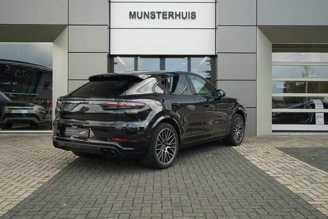 Porsche CAYENNE Coupé 3.0 E-Hybrid | Soft close | Voorstoelen verwarmd |