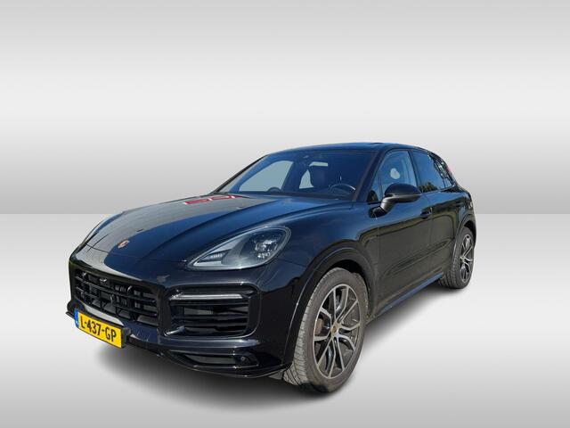 Porsche CAYENNE 3.0 E-Hybrid / Trekhaak / Panoramadak / 360Camera / Sportdegin + Chrono / Softclose / 21'' / Keyless / Luchtvering / Bose / Stoelventilatie / Stoel+Stuurverwarming / DAB / ACC