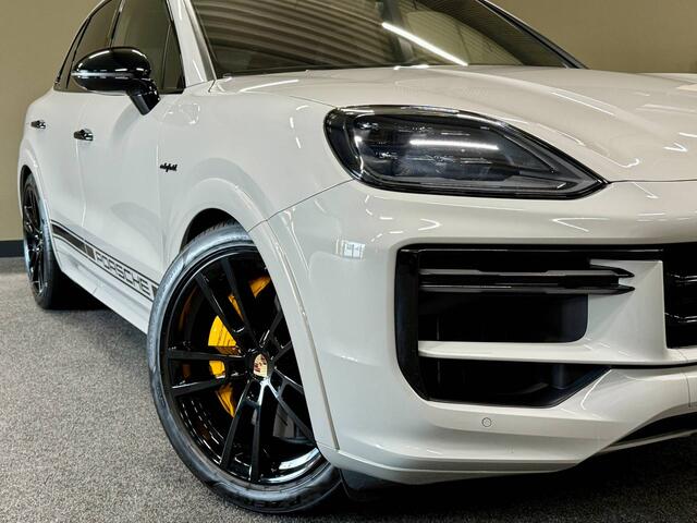 Porsche CAYENNE Turbo E-Hybrid PANO*ACHTERAS*SPDESIGN*HEADUP*SPUITLAAT