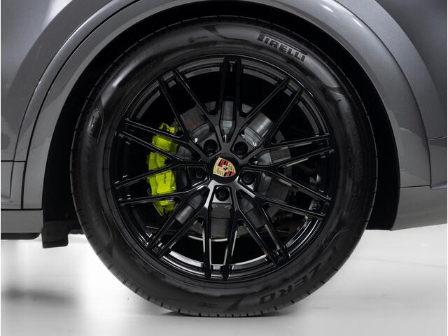 Porsche CAYENNE Coupé E-Hybrid