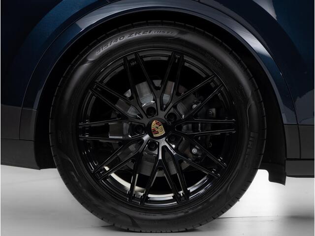 Porsche CAYENNE Coupé E-Hybrid