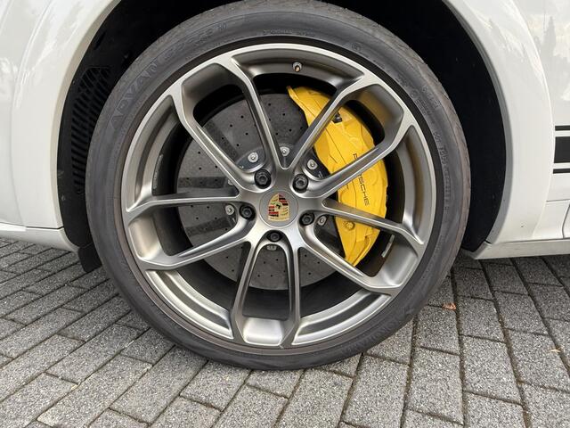 Porsche CAYENNE Coupé *TURBO S-E*680PK*CARBON*NL AUTO*APPROVED*SP.UITLAA