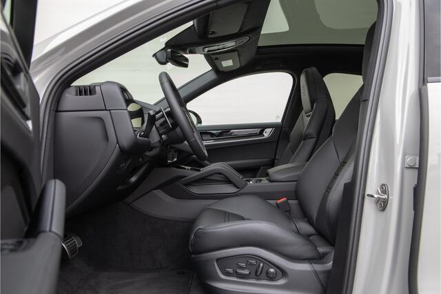 Porsche CAYENNE Coupé 3.0 S E-Hybrid 520pk Sport-Design, Bose, Sportstoelen, Passenger Display, Adaptive Cruise, 2025