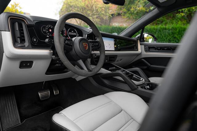 Porsche CAYENNE 3.0 S E-Hybrid 520pk | SportDesign | 22'' | Rear Seat Ent. | El.Trekh.