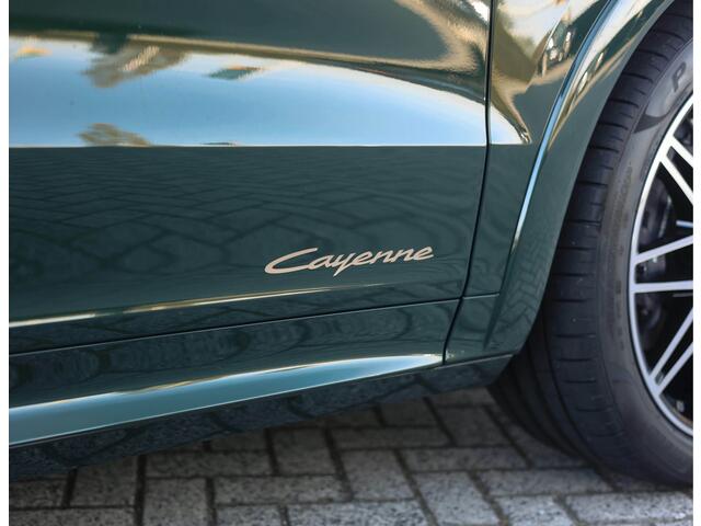 Porsche CAYENNE Coupé 3.0 E-Hybrid | PTS Goodwood Green - Pano - Luchtvering