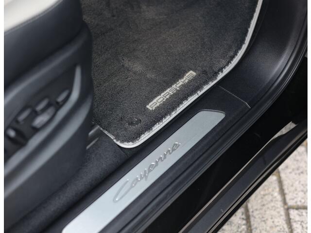 Porsche CAYENNE E-Hybrid | PTS Dark Olive - Krijt volleder