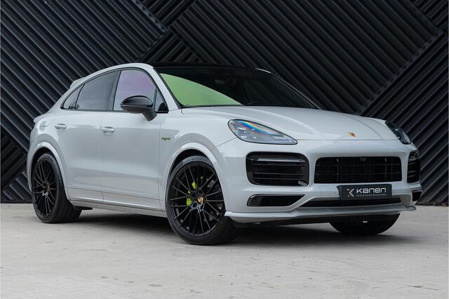 Porsche CAYENNE Coupé 3.0 E-Hybrid Sport Design Pano GTS stoel PDLS Matrix Sport Chrono Softcl. Nachtz. 360Cam Luchtv. Trekhaak