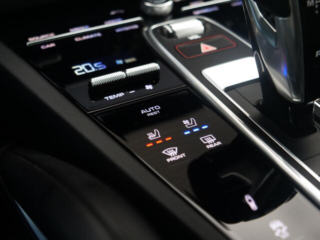 Porsche CAYENNE 4.0 Turbo S E-Hybrid | Nw. prijs: ¤231.000 | NL auto | Ceramic | Burmester | Sport-design | Vol..