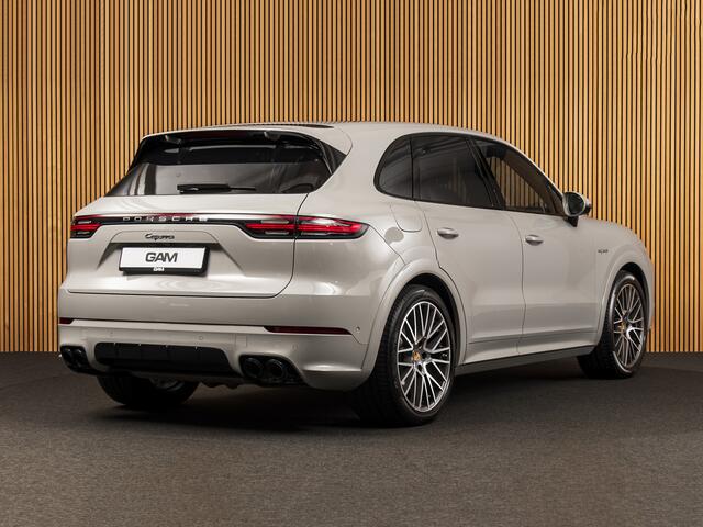 Porsche CAYENNE 3.0 E-Hybrid SPORTDESIGN-PANO-21"-BOSE