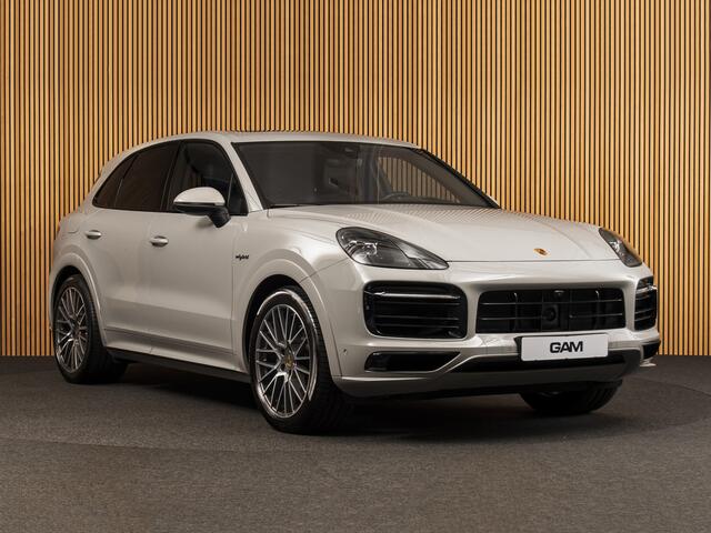 Porsche CAYENNE 3.0 E-Hybrid SPORTDESIGN-PANO-21"-BOSE