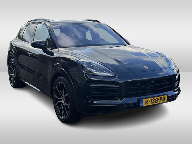 Porsche CAYENNE 3.0 E-Hybrid Platinum Edition / Trekhaak / Panoramadak / 360Camera / Achterasbesturing / Sportuitlaat / 21'' / Luchtvering / Bose / Sportdesign + Chrono / Carbon intr. / 4zone Airco / Stoelventilatie+verwarming / Stuurver