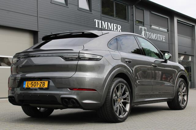 Porsche CAYENNE Coupé 3.0 E-Hybrid Sport Design - Nederlandse Porsche - Dealer onderhouden 1e eigenaar Panoramadak - Luxe stoelen - Adaptive cruise control - 21 Inch Sport Chrono - Trekhaak wegklapbaar