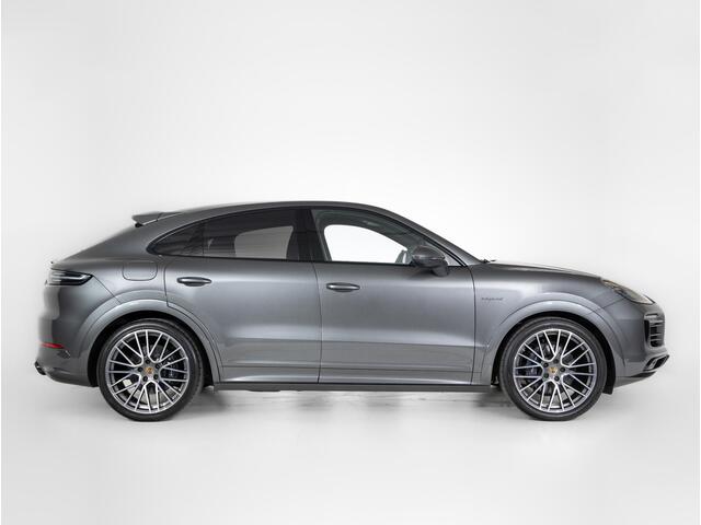Porsche CAYENNE Coupé E-Hybrid