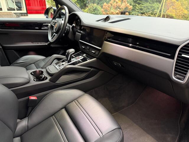 Porsche CAYENNE 3.0 E-Hybrid | 2E EIGENAAR | PANO DAK | LEDER | TREKHAAK | NL AUTO | GARANTIE TOT 2027 |