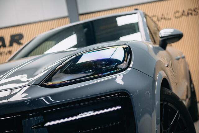 Porsche CAYENNE 3.0 E-Hybrid | Pano | stoelverkoeling en verwarming | Sport Chrono | 360 camera |