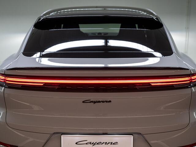 Porsche CAYENNE E-Hybrid Black Edition Coupé