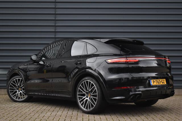 Porsche CAYENNE Coupé 3.0 E-Hybrid 462pk SportDesign | Pano | ACC | Matrix PDLS+ | 360 Camera | 22'' Wielen | Luchtvering | Bose |