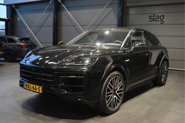 Porsche CAYENNE Coupé 3.0 E-Hybrid pano camera Bose leer 22 inch 470 pk !!