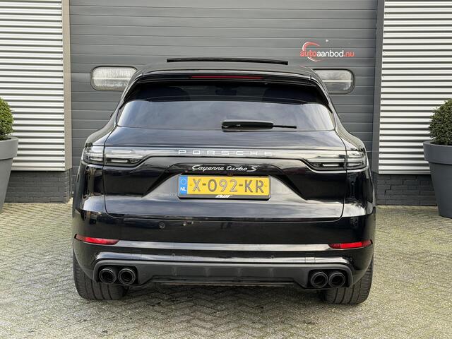 Porsche CAYENNE 4.0 Turbo S E-Hybrid 680 PK | Keramische Remmen | Panoramadak | Head-Up Display | 360* Camera | Carbon | Elektrische Trekhaak |