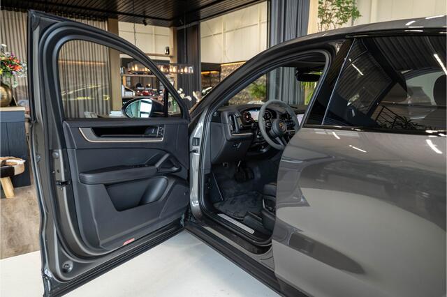 Porsche CAYENNE Coupé 3.0 E-Hybrid | Massage | Innodrive | trekhaak | 360 | PASM | Matrix | Bose
