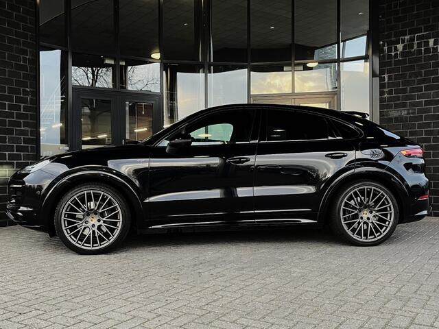 Porsche CAYENNE COUPÃ 3.0 E-HYBRID - ORG. NL. - SPORT CHR. - PANO - 4-WIELST. - 22 INCH