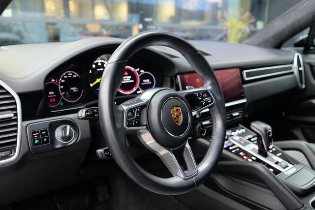 Porsche CAYENNE Coupé 3.0 E-Hybrid 462pk *BTW* 4-wielsturing Bose Lightweight Package Carbon pakket NLauto