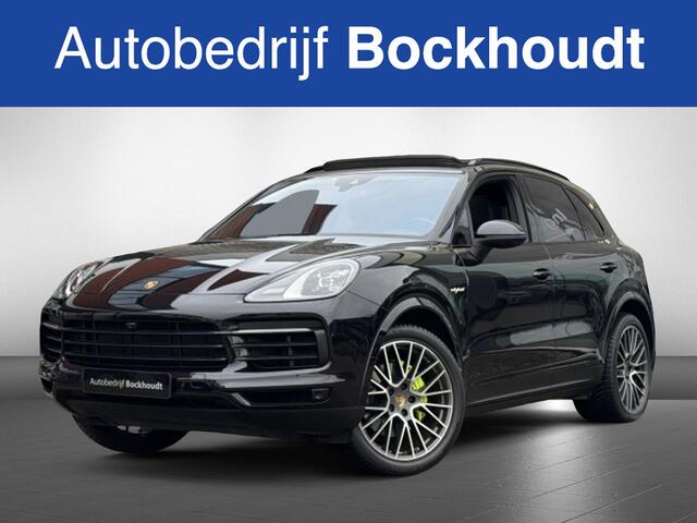 Porsche CAYENNE 3.0 E-Hybrid Pano | Camera | Sport chrono