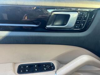 porsche-cayenne-3.0-v6-sport-2018-p