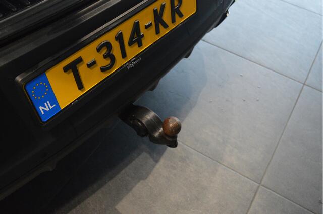 Porsche CAYENNE 3.0 E-Hybrid Platinum Edition Bose pano trekhaak 22 inch !!