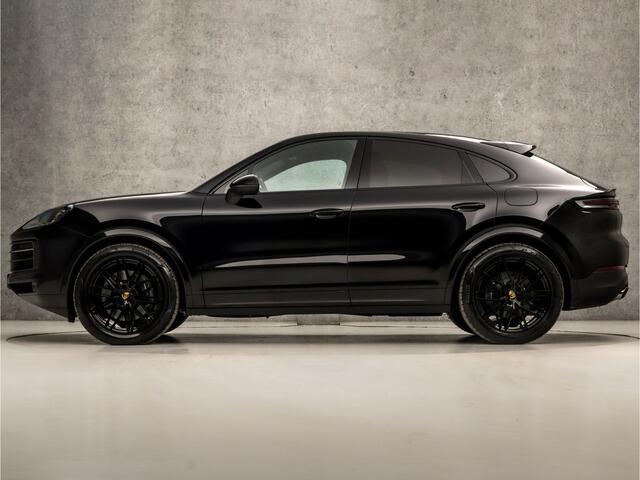 Porsche CAYENNE Coupé 3.0 E-Hybrid SportDesign 471Pk Automaat (PANORAMADAK, LUCHTVERING, SPORT CHRONO PAKKET, SPORTUITLAAT, MEMORY SEATS, SFEERVERLICHTING, RODE GORDELS, NIEUWSTAAT)