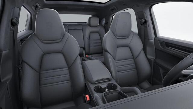 Porsche CAYENNE E-Hybrid Coupé Black Edition