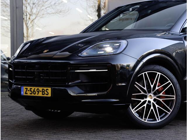 Porsche CAYENNE Coupé S 3.0 E-Hybrid 520PK | Achterasbesturing | Pano | Softclose | SportChronoPlus