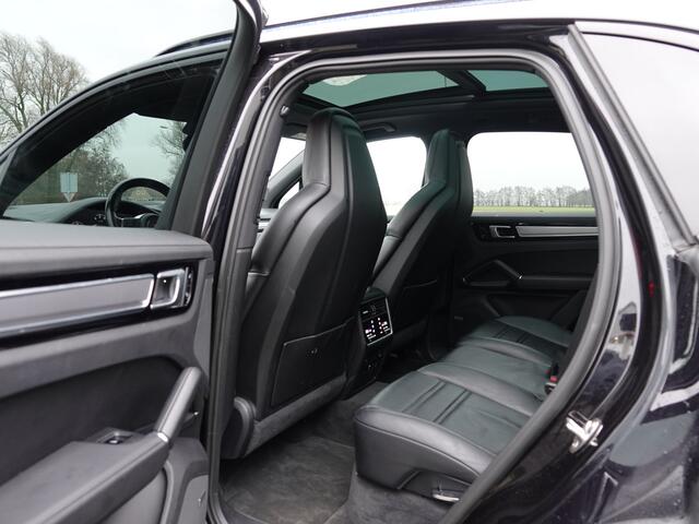 Porsche CAYENNE 3.0 E-Hybrid NL-AUTO | PASM LUCHTVERING | BOSE | GTS ZETELS