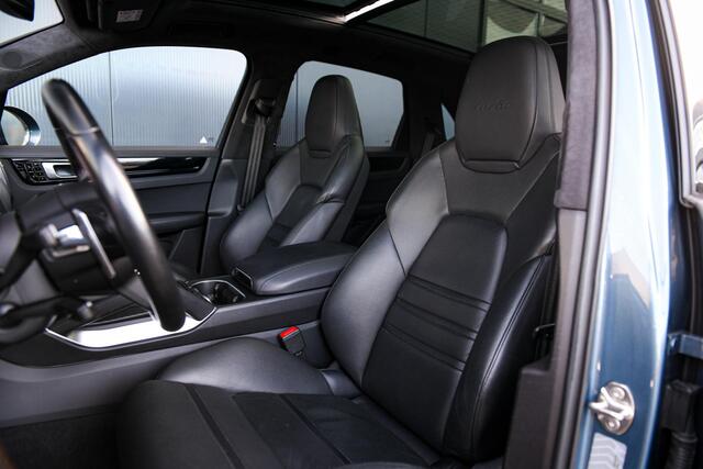 Porsche CAYENNE Turbo 4.0 V8 I PSCB I Burmester I Alcantara I VOL!