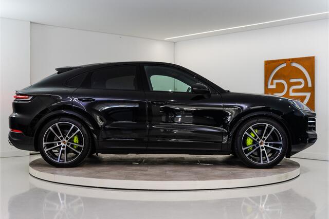 Porsche CAYENNE Coupé 3.0 E-Hybrid 462PK | InnoDrive | Bose | Bicolor | Sportchrono | VOL! Fabrieksgarantie