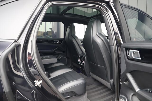 Porsche CAYENNE 3.0 E-Hybrid Sport-design | 462PK | Luchtvering | Head-up | Burmester high-end | Sport-chrono | Memory | Stuurwielverw. | 16-Weg Sportstoelen | 2019.