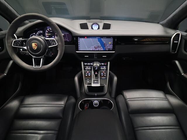 Porsche CAYENNE 3.0 E-Hybrid [SPORT CHRONO, SPORT DESIGN, LED MATRIX PDLS PLUS, LUCHTVERING, SCHUIFKANTELDAK, TREKHAAK INKLAPBAAR, MEMORY SEATS, BOSE SOUND, STOELVERKOELING, HEAD-UP, APPLE CARPLAY, ANDROID, 360 CAMERA, A