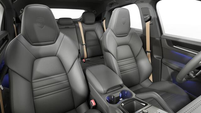 Porsche CAYENNE Coupé E-Hybrid Black Edition