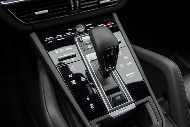 Porsche CAYENNE Coupé 3.0 E-Hybrid 462Pk Aut. | Platinum Edition | Sport-Design Pakket | Luchtvering | 360° Camera | 22''